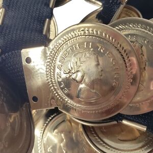 Queen Regina Elizabeth 2nd Stretch Gold Comerotive Coin Elastic Belt 24+" Vtg